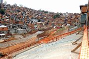 Obras de urbanização da favela de Paraisópolis
